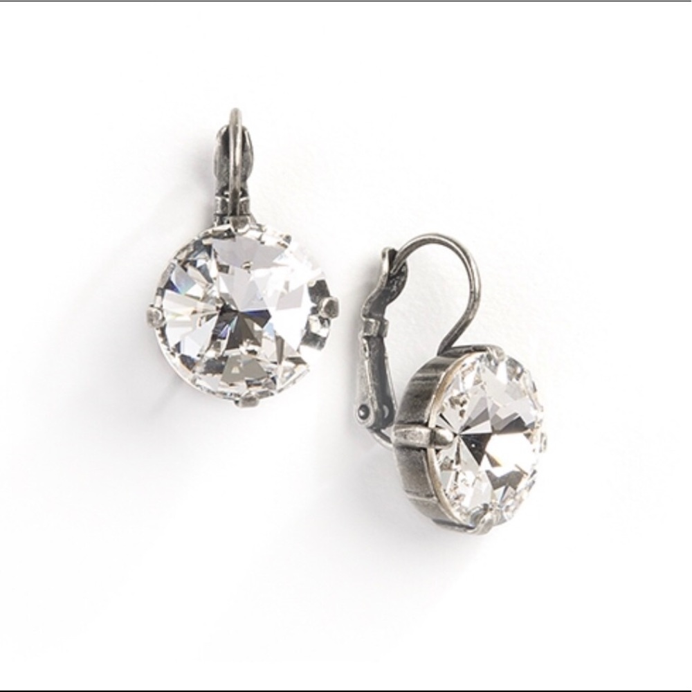 Sabika Basics Vienna drop earrings